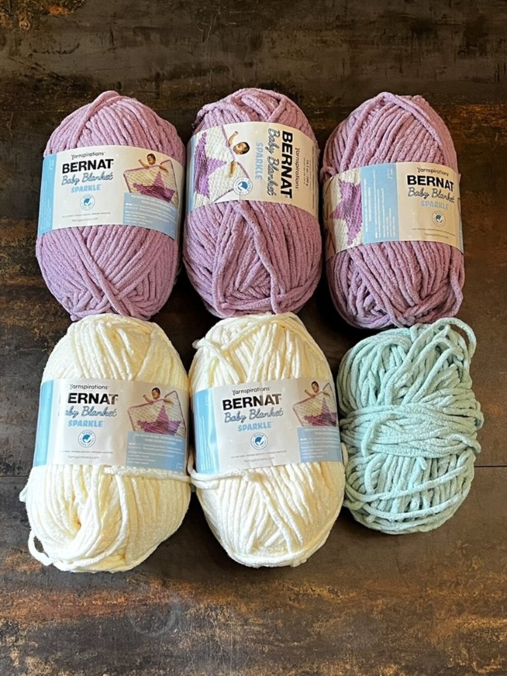 NWT 5+ Skeins Yarnspirations Bernat Baby Blanket Sparkle Yarn, Super Bulky 6